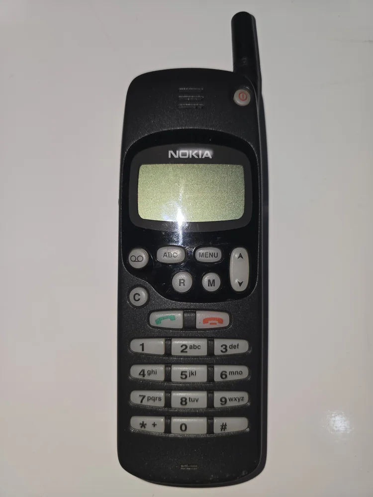 Nokia 1610